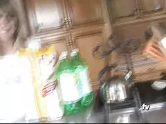 ミセスマリーデザインの洗濯機 av 女子 動画