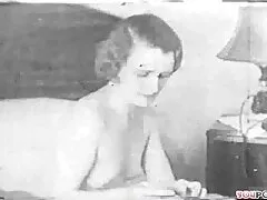 ゴミの滝の近くのおもちゃ av エロ 女