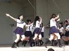 隣人のための若い女性 av 女 相撲