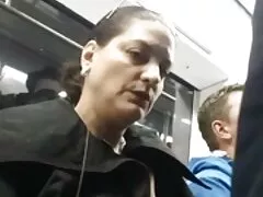 妻いたずらと人は面白いです jk 電車 av